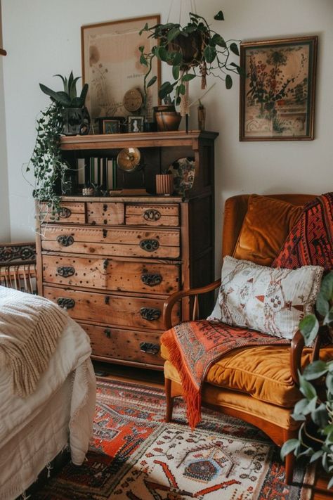 Red Boho Bedroom, Boho Guest Bedroom, Vintage Boho Aesthetic, Vintage Boho Bedroom, Living Room Inspiration Cozy, Relatable Illustrations, Boho Decor Ideas, Vintage Bedroom Ideas, Simple Family Meals