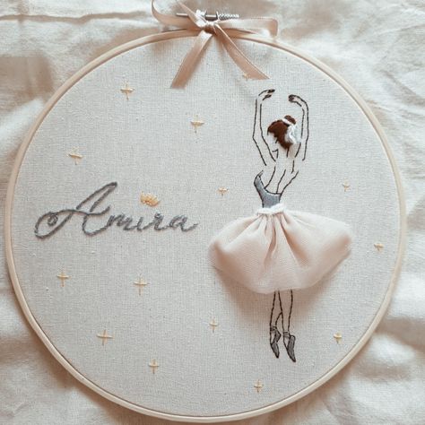 Ballet Embroidery Designs, Ballerina Embroidery Design, Embroidered Ballerina, Ballerina Embroidery, Kids Embroidery, Girl Embroidery, Wooden Christmas Decorations, Bead Embroidery Tutorial, Sewing Crafts Tutorials