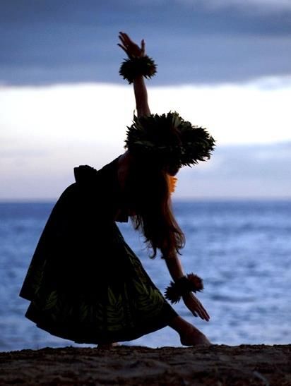 Dance Aesthetic, Hawaii Hula, Tahitian Dance, Hawaiian Dancers, Polynesian Dance, Hula Dance, Polynesian Art, Hula Dancers, Polynesian Culture