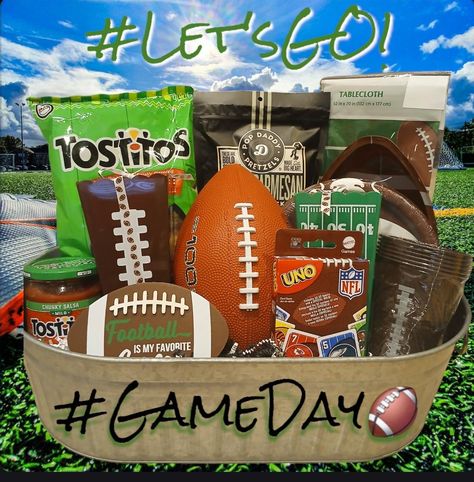 "Eat. Sleep. Football.  Repeat Sports gift basket!"- Sports Dad gift basket. Perfect for that Football Dad!l!"- Sports Dad gift basket. Superbowl Gift Basket Ideas, Football Themed Gift Basket Ideas, Football Raffle Basket Ideas, Football Gift Basket Ideas, Tailgate Gift Basket, Sport Gift Basket, Game Day Basket, Social Prizes, Football Wreath Diy