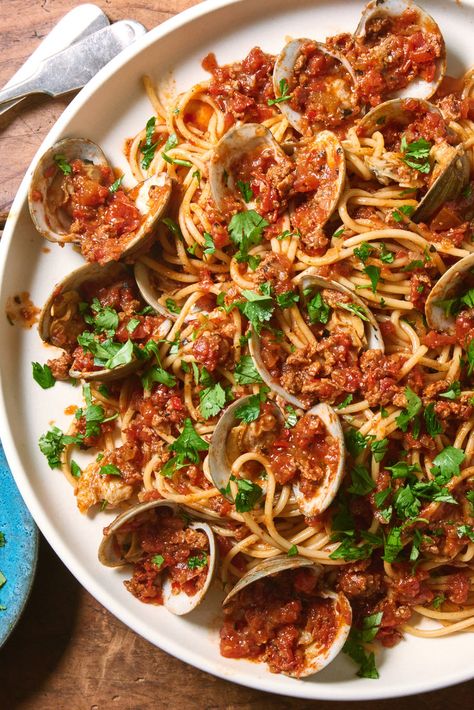 Cookbook Photoshoot, Chorizo Pasta Recipes, Clam Pasta, Pati Jinich, Chorizo Pasta, Indian Cookbook, International Dishes, Mexican Table, Seafood Entrees