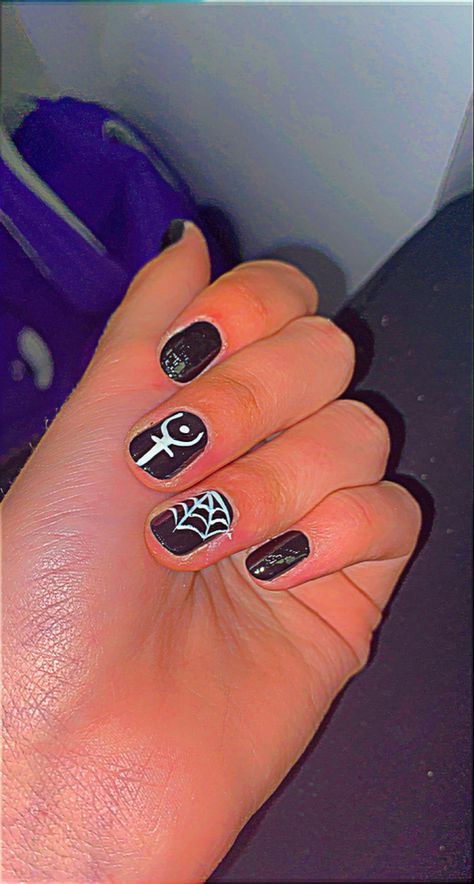 Hades Nails, Grad Ideas, Nails Nails, Print Tattoos, Paw Print Tattoo, Nail Inspo, Class Ring, Paw Print, Nail Designs