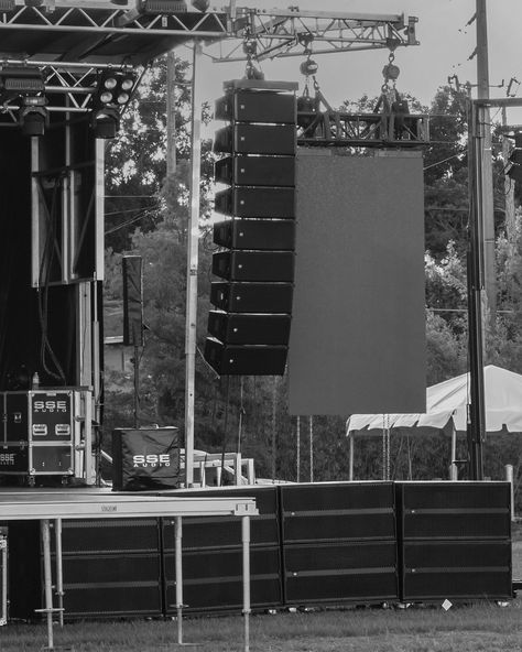 Powered by RCF, another success story featuring the HDL 30-A line array. 
A big shoutout to SSE AUDIO for trusting us and choosing our products to elevate the experience.
-
Thanks for sharing!
-
📸 @peash.photography
-
#RCFaudio #ExperienceRCF Rcf Audio, Success Stories, Shout Out, Audio