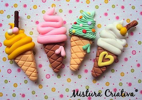 Pasta Cold, Clay Ice Cream, Polymer Clay Magnet, Diy Fimo, Clay Magnets, Seni Dan Kraf, Ice Cream Cones, Polymer Clay Diy, Polymer Clay Jewelry Diy