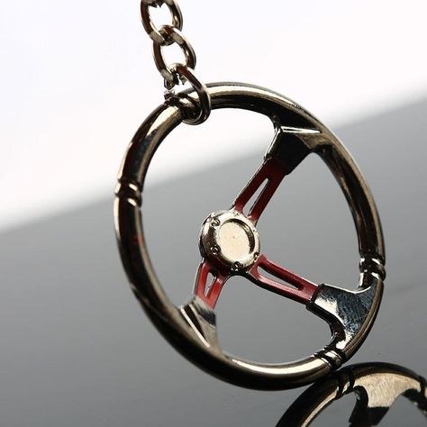 Steering wheel car keychain in chrome finish. Keychain Gear, Turbo Keychain, Car Jewelry, Car Accessories For Guys, Motorcycle Keychain, Jdm Accessories, Cool Keychains, Mini Keychain, Car Key Ring