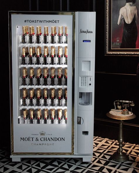 Moet champagne