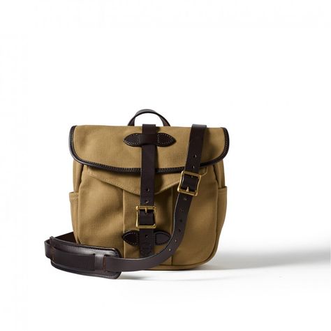 Field Bag - Small - Tan Filson Bags, Field Bag, Bamboo Fly Rod, Dry Bag, Luggage Accessories, Horse Tack, Leather Buckle, Small Bags, Travel Accessories