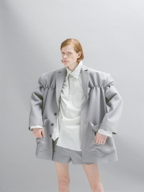 Elastic Gender | NOT JUST A LABEL Gender Neutral Fashion, Genderless Fashion, Gender Neutral Clothes, Androgynous Fashion, The Society, Aarhus, Neutral Fashion, 가을 패션, Fashion Photoshoot