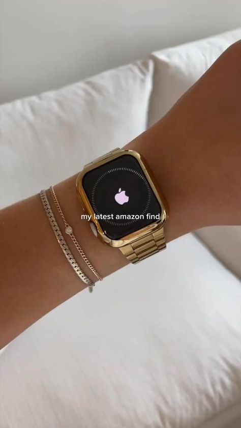 Elegant Apple Watch Bands, Apple Wat H, Apple Watch With Bracelets Women, Apple Watch Styling, Apple Watch With Bracelets, Apple Watch Stack, Apple Watch Bracelet Stack, Apple Watch Outfit, Apple Watch Bands Aesthetic