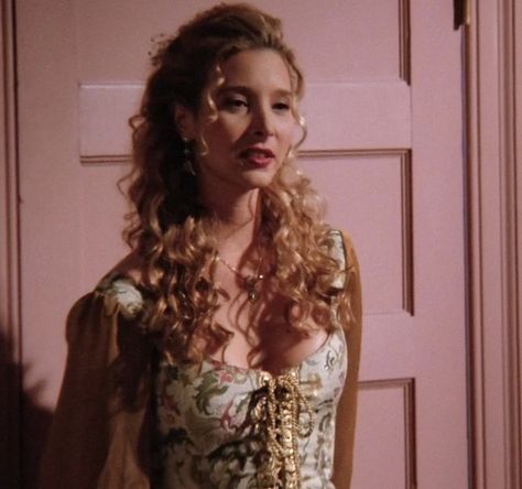 Phoebe Buffay Outfits, Phoebe Buffay, Friend Outfits, Friends Fashion, Mode Inspo, Dream Hair, Aesthetic Hair, Mode Vintage, Prom Hair