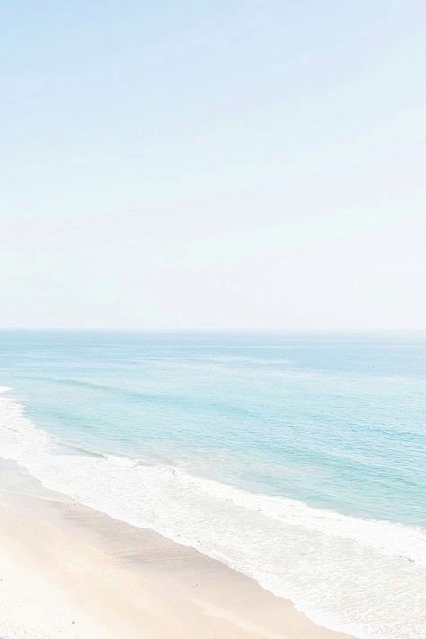 Blue Wallpaper Bedroom, Pretty Wallpapers Backgrounds Aesthetic, Blue Background Plain, Collage Iphone Wallpaper, Wallpaper Light Blue, Wallpapers Minimalist, Ocean Art Painting, 2023 Beach, Beauty Day