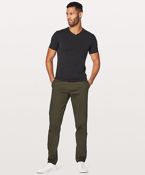 Olive Chinos, Mens Fashion Essentials, Old Man Fashion, Pants Outfit Men, Korean Fashion Casual, Lululemon Men, Sharp Dressed Man, Athleisure Wear, Mens Short Sleeve Shirt