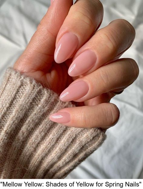 "Mellow Yellow: Shades of Yellow for Spring Nails" Nude Gel Polish, Nail Polish Removers, Gel Nails At Home, Nude Nail, Nude Nail Designs, Cute Spring Nails, Nail Cuticle, Chic Look, Cute Spring