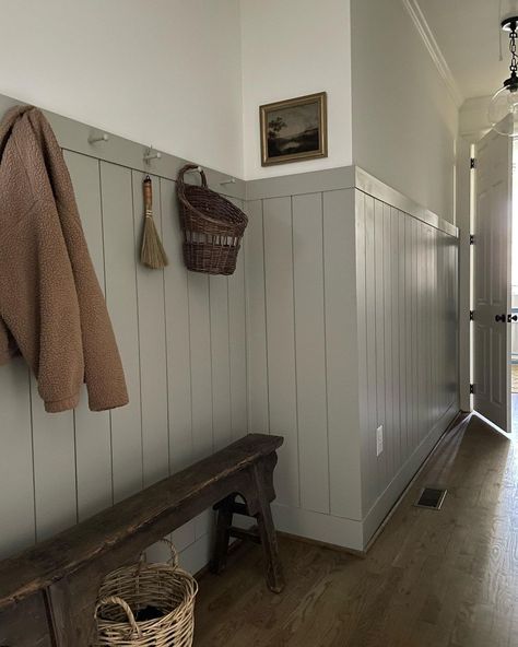 Utility Room Panelling, Boot Room Panelling, Simple Hallway Ideas, Vertical Shiplap Hallway, Tongue And Groove Panelling Hallway, Tongue And Groove Hallway, Hallway Beadboard, Mudroom Wainscoting, Paneled Hallway