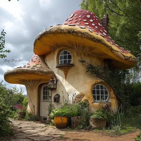 Hobbit Houses, Fairytale Houses, Casa Hobbit, Fantasy Cottage, Mushroom Cottage, Crazy Houses, House Craft, Fairytale House, Storybook Homes