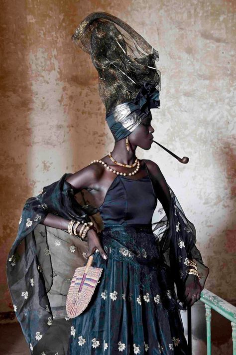 Mode Editorials, Contemporary African Art, Afrikaanse Mode, Queer Fashion, African Inspired Fashion, Afro Punk, Art Historian, African Jewelry, African Culture