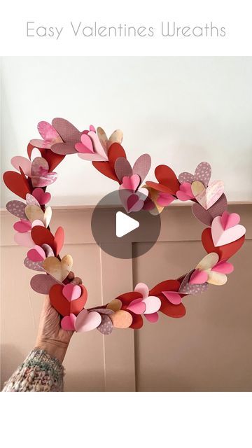 Pamela Majekodunmi | Family Home & Creativity on Instagram: "Today I’ve got an aAn easy Valentines Wreath for you. All you need is some cardboard, coloured paper and glue. What do you think? 🩷 ⠀⠀⠀⠀⠀⠀⠀⠀⠀ ⠀⠀⠀⠀⠀⠀⠀⠀⠀ ⠀⠀⠀⠀⠀⠀⠀⠀⠀ #diebestenideenfuerkinder #diebestenideenfürkinder #kidscrafts #bastelnmitkindern #valentinescrafts #valentines #cardboardmamas #cardboardart #craftingtogether #getcreativewith #cardboardanyday #diywreath #valentineswreath #earlyyearsideas #preschoolactivities #makecreateplay #londonmum #heartcraft #valentinesdiy #festivediy #kidscrafts101 #earlyyearsideas #papercrafts #toddleractivities #kindergartenactivities #actividadesparaniños #anasinifietkinlikpaylasimi #anasinifietkinlikdünyasi @anasinifi_etkinlikdunyasi" Art Camp Projects, Valentines Day Package, Camp Projects, Easy Valentines, Valentines Wreath, Valentine Diy, Coloured Paper, Valentines Crafts, Art Camp