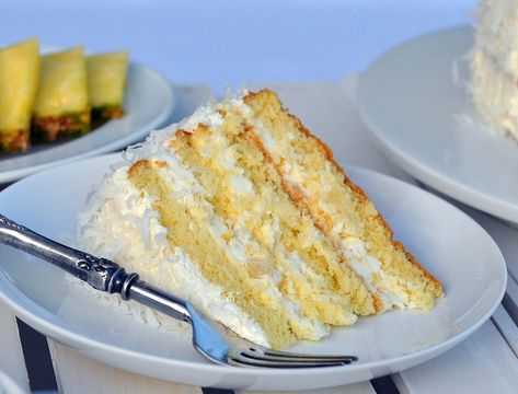 Pineapple Coconut Cake with Whipped Cream Icing Pig Pickin Cake, Pineapple Coconut Cake, Mandarin Orange Cake, Pig Pickin, Cake With Whipped Cream, Southern Cake, Deep South Dish, Easter Dishes, Southern Desserts