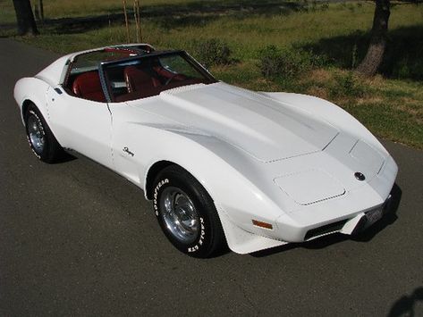 1976 Corvette Stingray | Another mighty fine classic 1976 Co… | Flickr 80s Corvette, 1976 Corvette, Corvette Summer, Old Corvette, Vintage Corvette, Corvette C3, Chevy Muscle Cars, Chevrolet Corvette Stingray, Dodge Challenger Srt