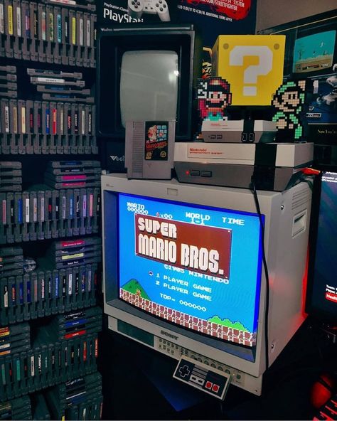 Nintendo Room, Cute Rooms, Japan 90s, Classic Consoles, Old Nintendo, Vintage Nintendo, Nintendo Nes Games, Players Club, Retro Radios