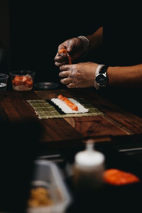 Sushi Dark Photography, Fancy Sushi Aesthetic, Sushi Product Photography, Food Photography Japanese, Sushi Photoshoot Ideas, Sushi Lifestyle Photography, Sushi Aesthetic Restaurant, Food Photography Sushi, Sushi Food Photography