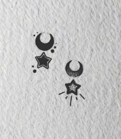 Matching Tattoos For Siblings, Matching Friend Tattoos, Crown Tattoo Design, Ink Doodles, Hand Doodles, Dark Fantasy Artwork, Bff Tattoos, Doodle Art Journals, Matching Tattoo