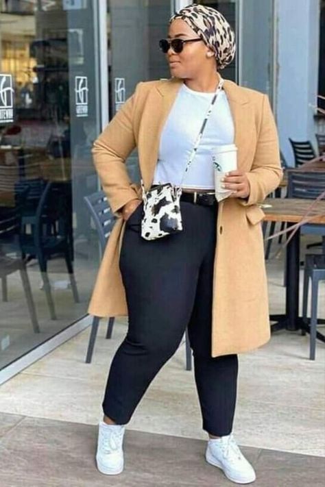 Plus Classic Style, Plus Size Winter Jeans Outfit, Tall Plus Size Work Outfits, Size 16 Women Outfits Spring, Plus Size Outfits Winter 2022, Office Baddie Outfits Plus Size, Church Outfits Cold Weather, Plus Size Business Casual With Sneakers, Plus Size Style 2023