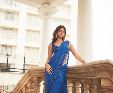 Suhana Khan added a bold new colour to her sari wardrobe Arpita Mehta, Suhana Khan, Drape Saree, Saree Photoshoot, Ready To Wear Saree, Blue Saree, Wedding Dresses For Girls, Shah Rukh Khan, Stylish Sarees