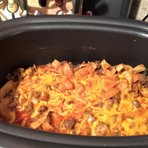 Frito Enchilada Caserole Crockpot Enchilada Casserole, Can Enchilada Sauce, Enchiladas Crockpot, Caserole Recipes, Frito Recipe, Frito Pie Recipe, Frito Pie, Fried Beans, Taco Seasoning Packet