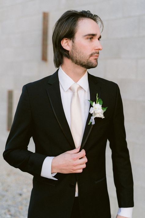 Groomsmen Attire Black Suit Champagne Tie, Groomsmen With Champagne Ties, White Tie Black Suit, Groom Champagne Tie, Black Suit Men Champagne Tie, Black And Champagne Suit Men, Black Suit Ivory Tie Wedding, Black Tuxedo With Tie, Black Tux With White Tie