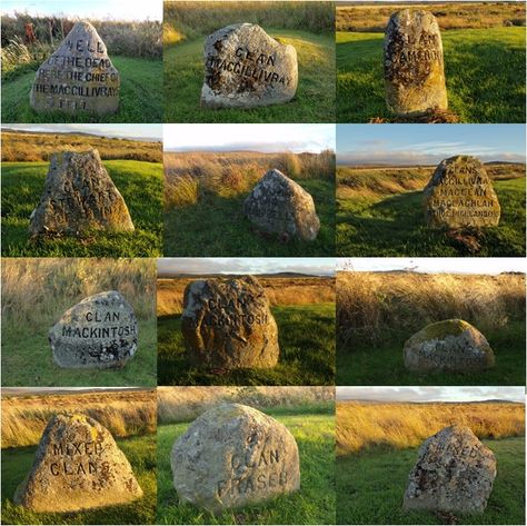 Grave markers at Culloden Outlander Locations, English Army, Scotland Map, Outlander Book Series, Scottish Culture, Ireland Vacation, Outlander Book, Bagpipes, Past Lives