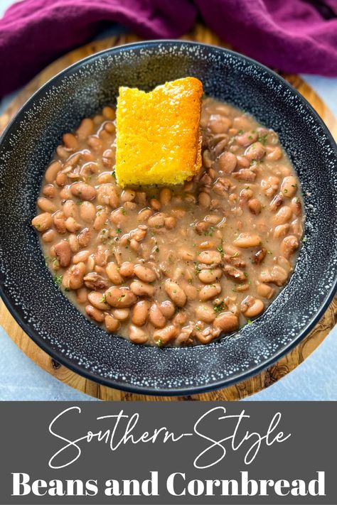 Beans And Cornbread Recipe, Nightly Meals, Southern Pinto Beans Recipe, Navy Beans And Ham, Navy Bean Recipes, Smoked Ham Hocks, Ham Hock Recipes, Ham Hocks And Beans, Beans Recipe Crockpot