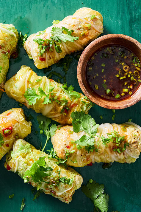 These easy to make Japanese-style pork and cabbage rolls feature wombok leaves as the vessel to contain all of the tasty pork, noodles, carrot and tofu. Winter Dinner Ideas, Pork Cabbage, Winter Meals, Pork And Cabbage, Cabbage Rolls Recipe, Winter Cooking, Meals Ideas, Winter Vegetables, Winter Dinner