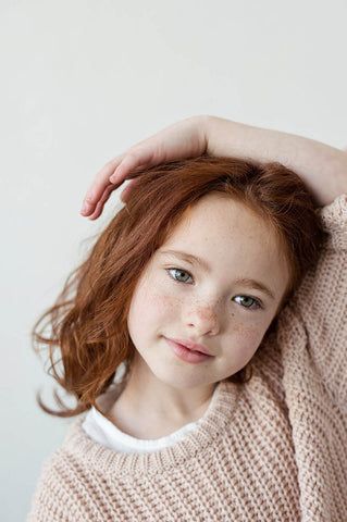 Over The Ocean Look Shooting SS17 | Over The Ocean Photography Outdoor, Trik Fotografi, Ginger Hair, 인물 사진, Fashion Kids, Fashion Mode, Red Hot, Children Photography, Redheads