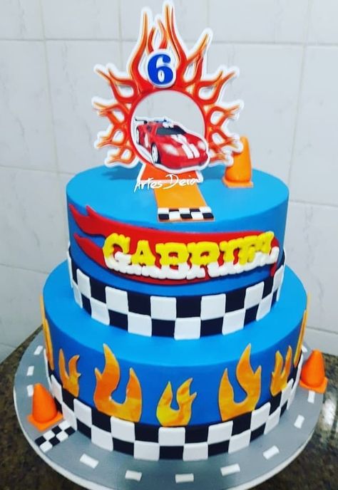 Bolo Hot Wheels, Hot Wheels Birthday, Hot Weels, Birthday Cake, Wheel, Pastel, Cake, Birthday, Quick Saves