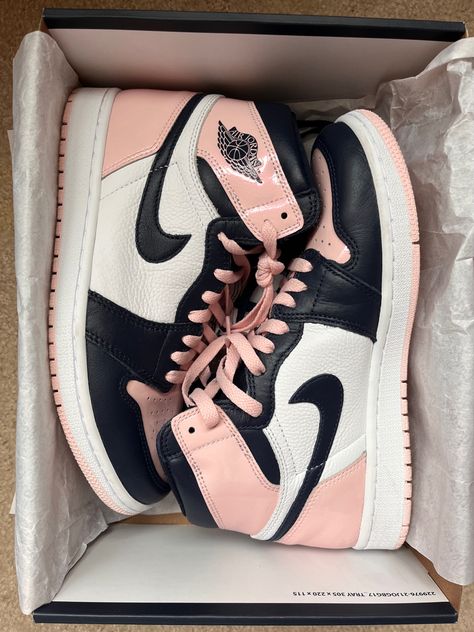 Air Jordan 1 Retro High Og, Air Jordan 1 Retro High, Nike Shoes Women, Air Jordan 1 Retro, Jordan 1 Retro High, Jordan 1 Retro, Dream Shoes, Sneaker Collection, Air Jordan 1