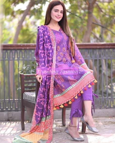 New Lawn Suits Collection on 30% Discount Cash on Delivery Open Parcel Before Payment For Order Click Here https://youtu.be/yWPZErTwNt8 Pakistani Lawn Dress Design, Lawn Dresses Stitching Ideas, Dresses Stitching Ideas, Lawn Dress Design Ideas, Short Frocks For Women, Lawn Dress Design, Dress Design Ideas, Lawn Dresses, Dress Designing