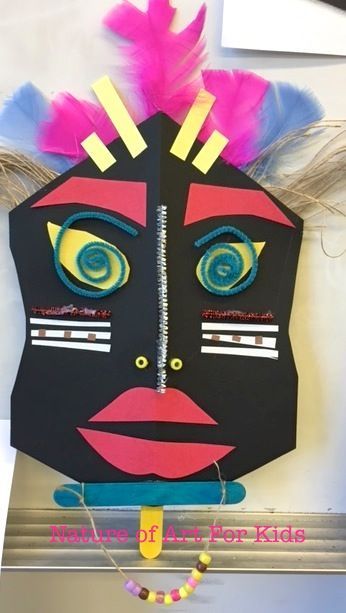 Art Teacher Spramani Elaun teaches this fun craft. Read full blog post to see… African Art For Kids, Africa Craft, Mask Craft, African Art Projects, Montessori Art, African Crafts, African Dolls, Afrique Art, Masks Crafts