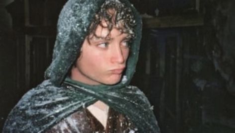 Frodo Baggins, Elijah Wood, On Set, The Snow, Internet, Energy, Tumblr, Memes, Wood