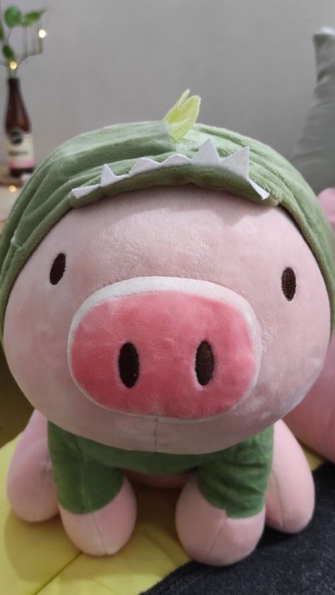 Pig Plushie, Selfie Poses Instagram, Cute Pigs, Cute Stuffed Animals, Zentangle Art, Selfie Poses, Pink