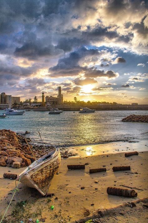 Alexandria, Egypt Ancient Alexandria, Alexandria City, Life In Egypt, Nile Cruise, Egypt Aesthetic, Alexandria Egypt, Visit Egypt, Winter Sunset, Egypt Travel