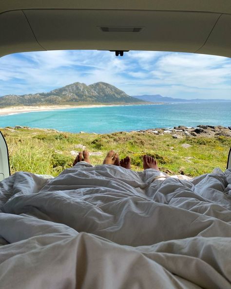 Travelling In A Van, Van Life Europe, Trailer Aesthetic, Vanlife Aesthetic, Camper Aesthetic, Aesthetic Van Life, Small Travel Trailer Remodel, Small Travel Trailer, Van Life Aesthetic