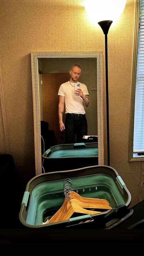 Adam Hann, Mirror Pics, The 1975, Mirror