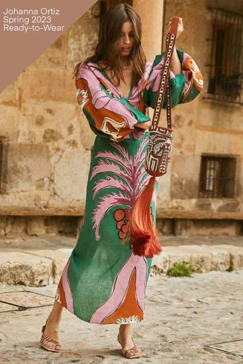 Elegantes Outfit Damen, Mode Prints, Look Boho Chic, Ankle Dress, Summer Wedding Guests, Linen Midi Dress, Johanna Ortiz, Loose Outfit, Green Midi Dress