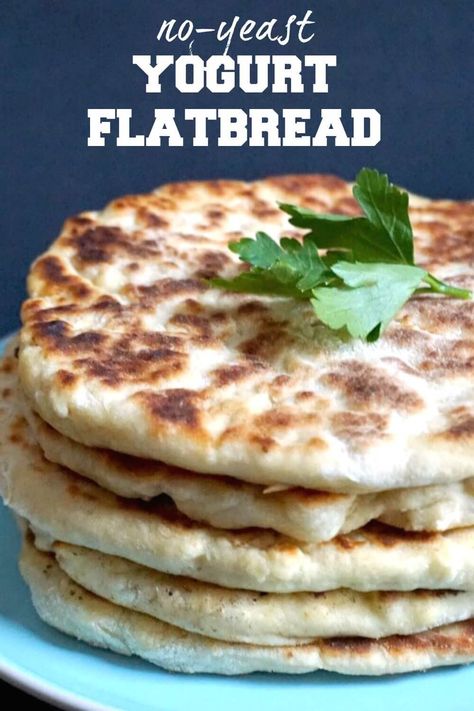 Easy No-Yeast Yogurt Flatbread, a delicious homemade bread recipe that is ready in about 40 minutes. Soft, cooked to perfection, this flatbread is way better than the store-bought one. These flat breads can be enjoyed on their own, or dipped in your favourite Indian food, or as an appetizer with hummus and other dips. It stays fresh for long, and can be prepared just before your meal. #flatbread, #bread, #noyeastbread, #homemadebreadrecipes No Knead Flatbread, Yogurt Flatbread Recipe, Yoghurt Flatbread, Yogurt Flatbread, Easy Flatbread Recipes, Yoghurt Recipe, Easy Flatbread, Pan Pita, Indian Flat Bread