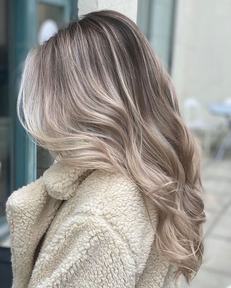 Dyed Blonde Hair, Dirty Blonde Hair, Halo Hair, Ash Blonde Hair, Blonde Hair Inspiration, Balayage Hair Blonde, Blonde Hair With Highlights, 100 Remy Human Hair, Remy Human Hair Extensions