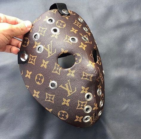 Mascara Oni, Luxury Mask, Streetwear Culture, Jason Mask, Futuristic Shoes, Hockey Mask, Jordan Shoes Retro, Black Men Street Fashion, Cool Masks