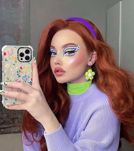 Green And Purple Makeup, Makeup Karakter, Maquillage On Fleek, Vibrant Makeup, Euphoria Makeup, Inspo Makeup, Makeup Drawing, Easter Makeup, Summer Makeup Looks