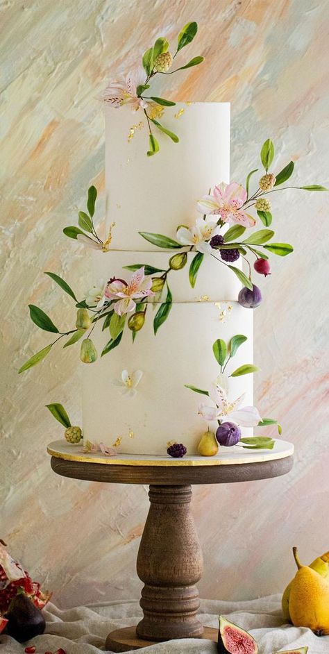 Wedding Cake Styles, Normal Cake, Glamorous Wedding Cakes, Three Tier Wedding Cake, Hand Painted Wedding Cake, Cake Styles, Watercolor Wedding Cake, Contemporary Wedding Cakes, Cake Elegant