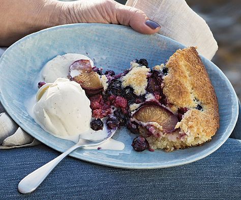 Summer Fruit Cobbler - Recipe - FineCooking Fruit Cobbler Recipe, Cooking Corn, Easy Blueberry Cobbler, Cobbler Recipes Easy, Blueberry Cobbler Recipes, Peach Blueberry, Fruit Cobbler, Blueberry Cobbler, Fine Cooking